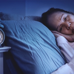 Cách Chữa Mất Ngủ Cho Người Trung Niên