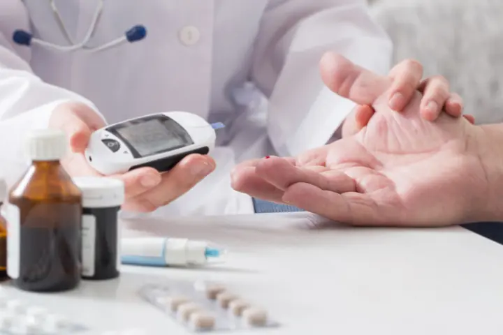 Triệu chứng của đ&aacute;i th&aacute;o đường type 2